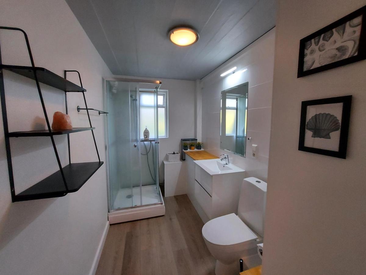 B&B Rooms Husavik 1 외부 사진