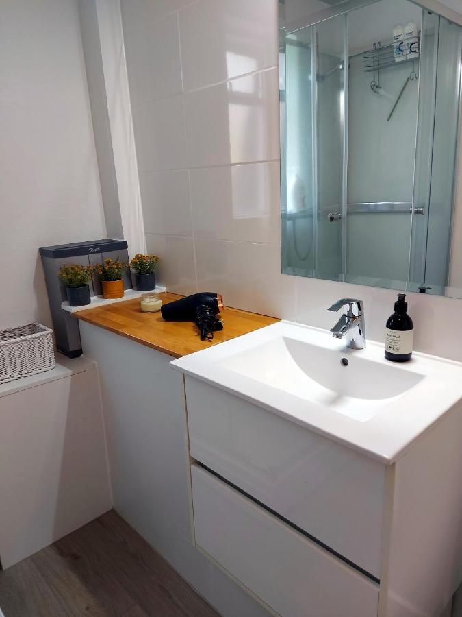 B&B Rooms Husavik 1 외부 사진