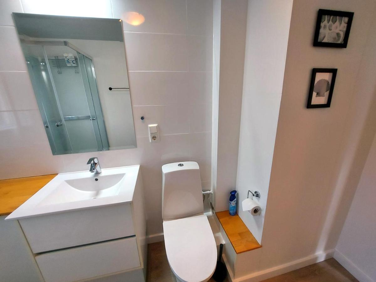 B&B Rooms Husavik 1 외부 사진